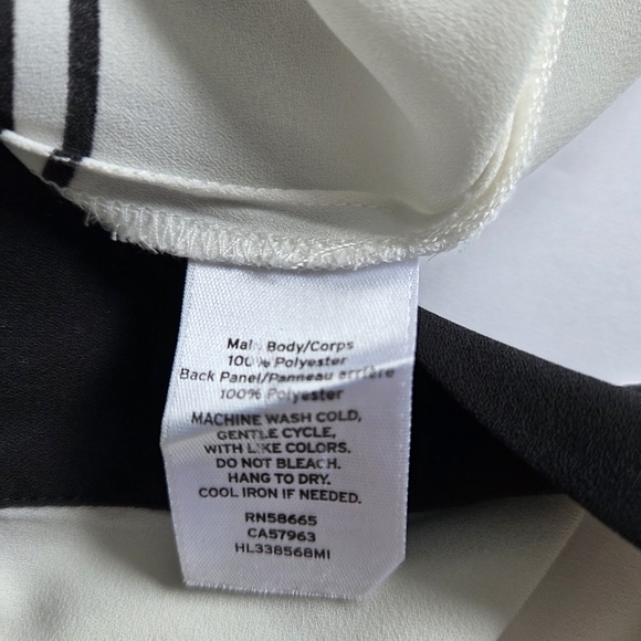 Trouvé Black and White Sleeveless Halter Top - Picture 6 of 9